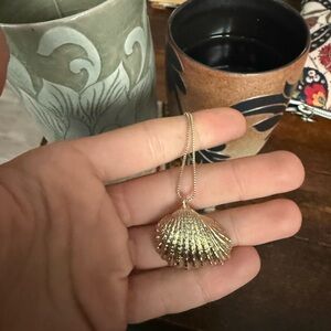 Gold Shell Pendant Necklace